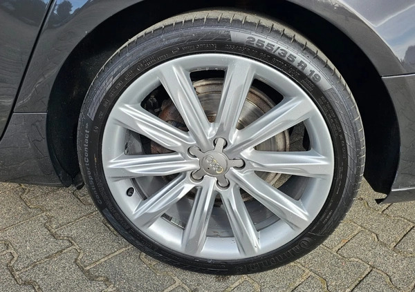 Audi A6 cena 67000 przebieg: 268256, rok produkcji 2011 z Września małe 497